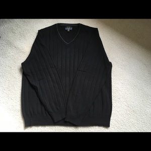 Men’s cashmere sweater